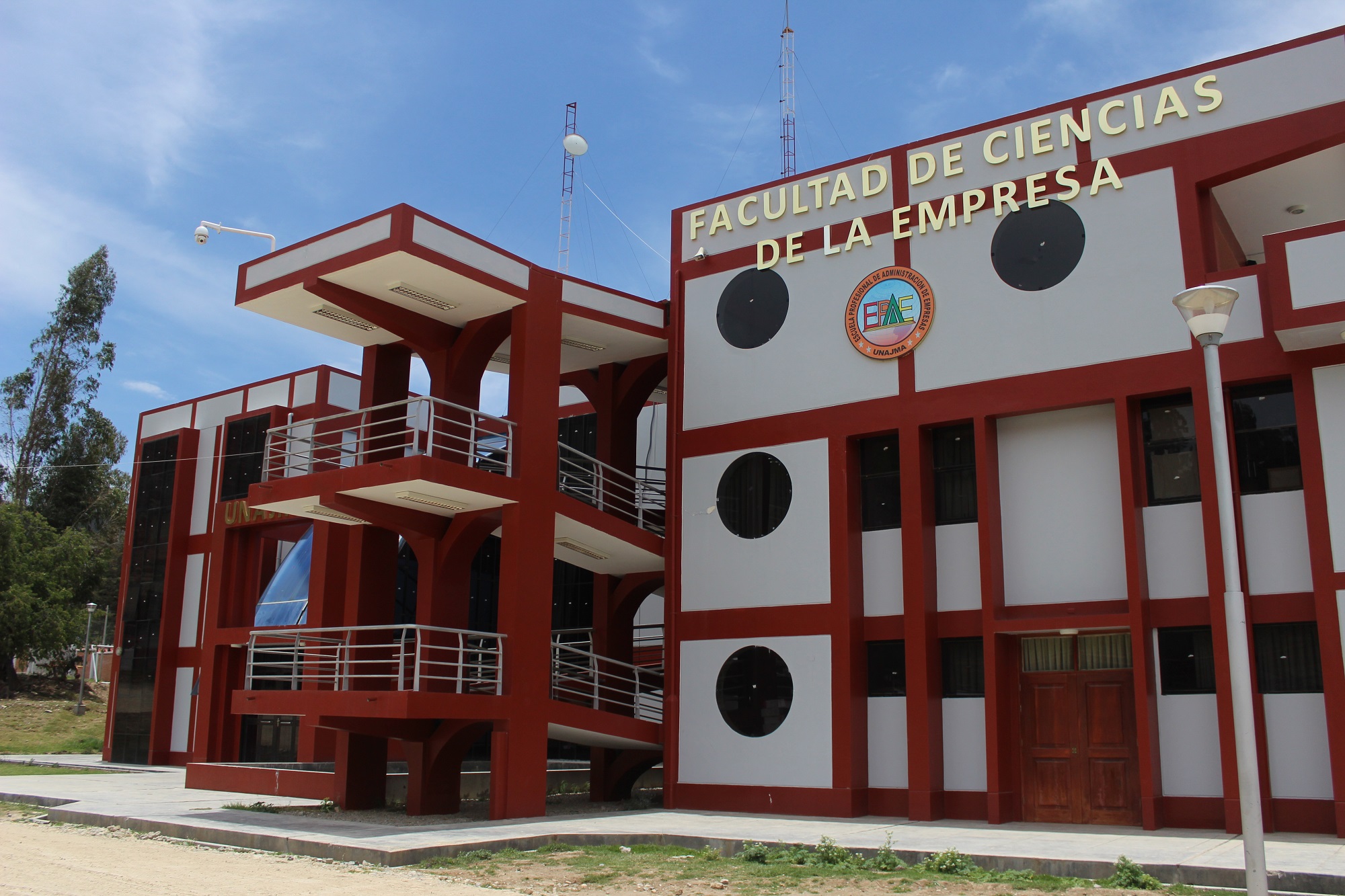 Escuela Profesional de Ingenieria de Sistemas - UNAJMA